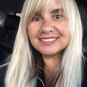 Meet your Posher, Cristiane